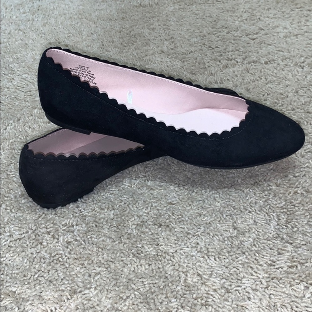 Dress shoes/flats